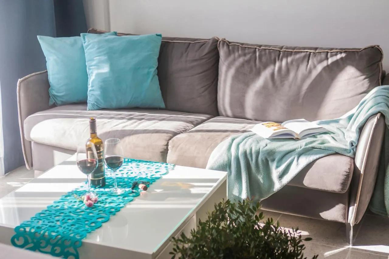 Aptsmile Sillot Apartment