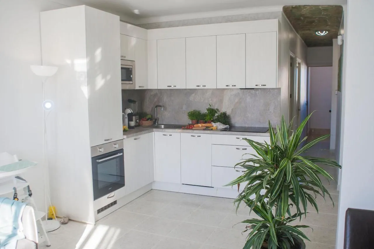 Aptsmile Sillot Apartment