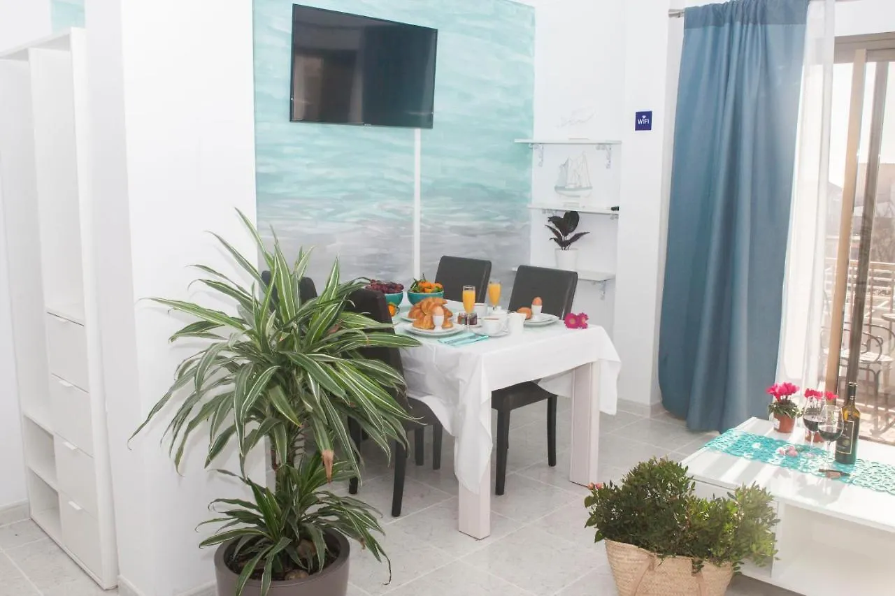 Aptsmile Sillot Apartment